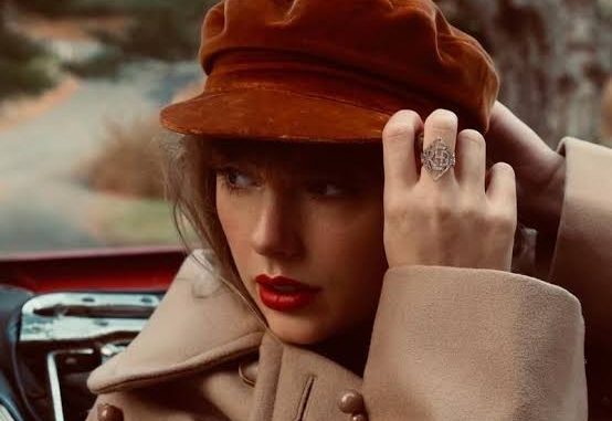 Taylor-Swift-Babe-From-The-Vault-1.jpg